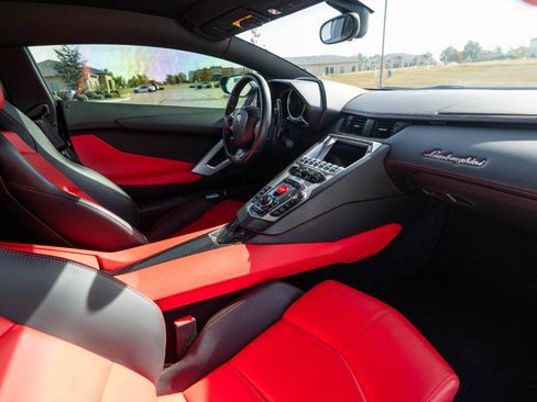 Used 2014 Lamborghini Aventador LP 700-4 AWD/4WD image 34