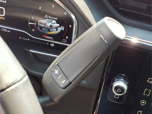 Used 2024 GMC Sierra 2500 AT4X AWD/4WD image 9