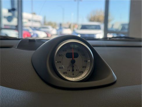 Used 2010 Porsche 911 Carrera S image 19