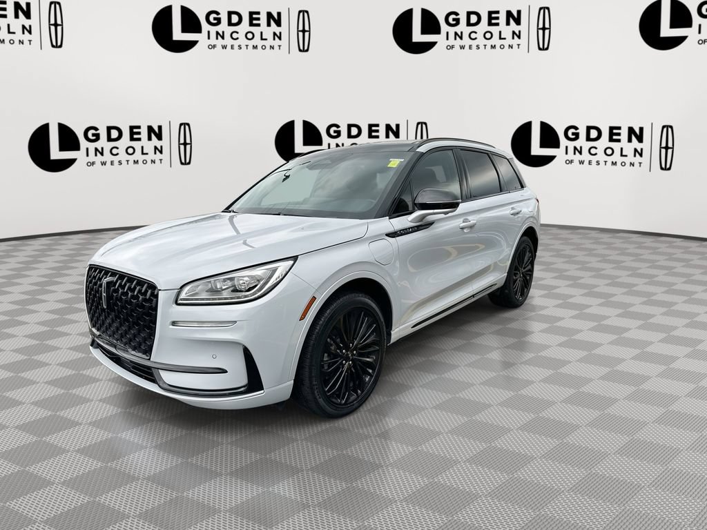 Certified 2025 Lincoln Corsair Grand Touring w/ Equipment Group 301A AWD/4WD image 4