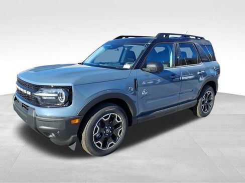New 2025 Ford Bronco Sport Outer Banks w/ Outer Banks Tech Package+ AWD/4WD image 2