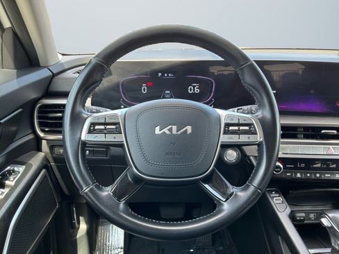 Used 2023 Kia Telluride S AWD/4WD image 11
