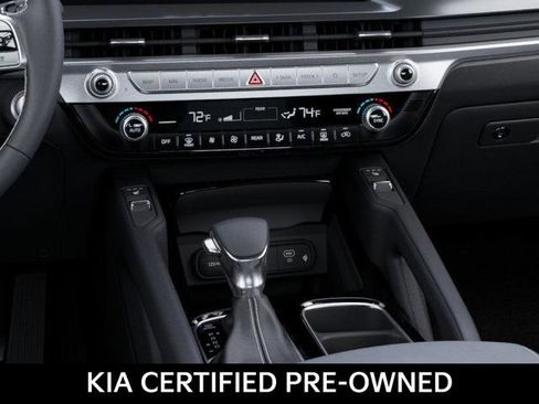 Certified 2025 Kia Telluride S FWD image 23