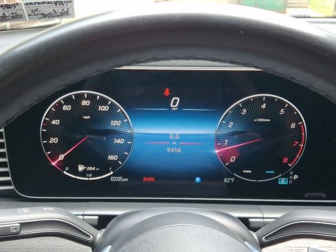 Used 2025 Mercedes-Benz GLE 450 4MATIC image 22