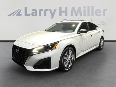 Certified 2025 Nissan Altima 2.5 S