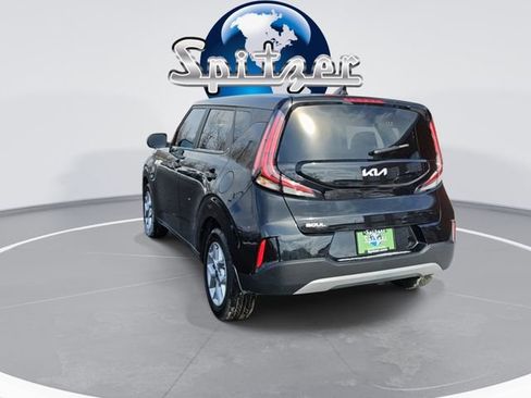 Used 2025 Kia Soul LX w/ LX Technology Package image 6