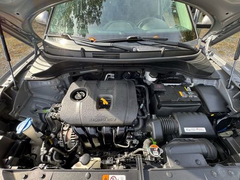 Used 2022 Kia Soul LX w/ Technology Package image 22