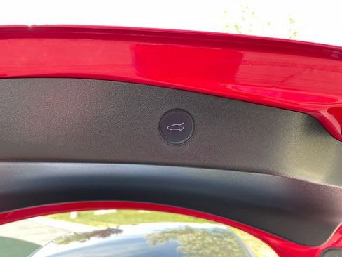 Used 2022 Tesla Model 3 Performance image 18