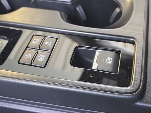 New 2026 Subaru Outback Touring AWD/4WD image 35