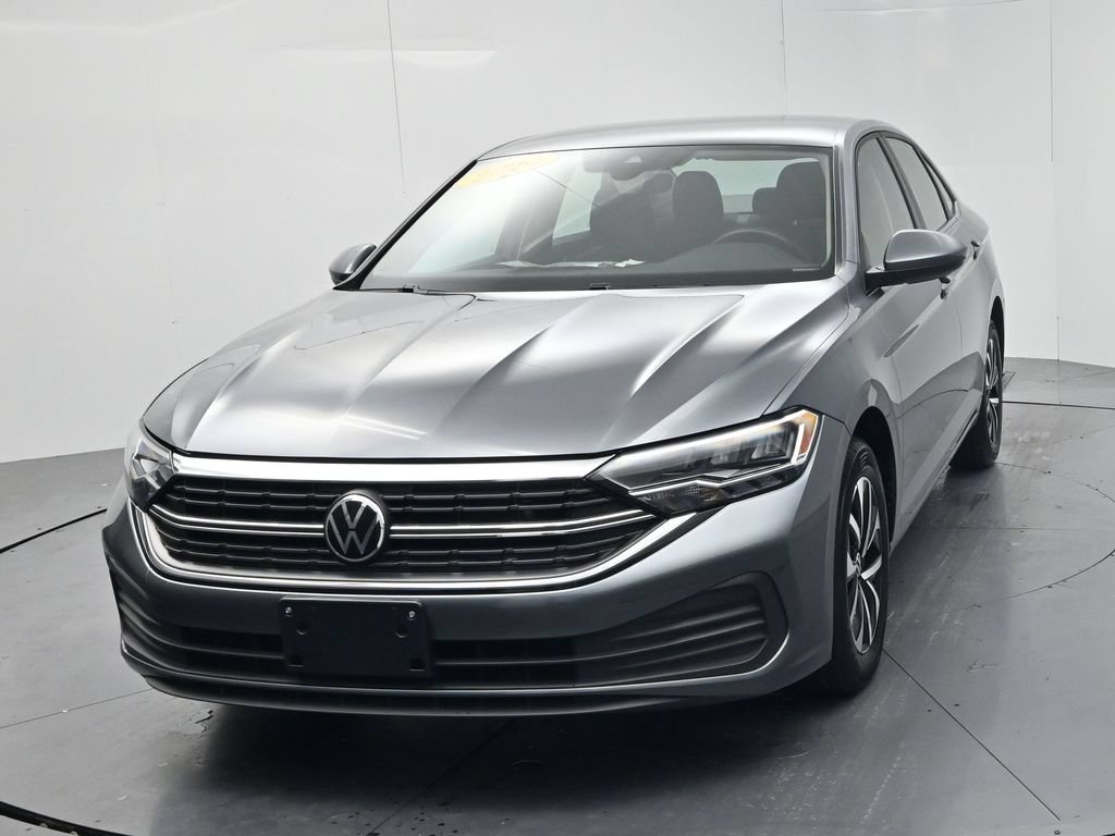Used 2024 Volkswagen Jetta S FWD image 3
