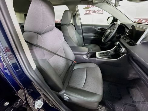 Certified 2024 Toyota RAV4 XLE w/ Convenience Package AWD/4WD image 32