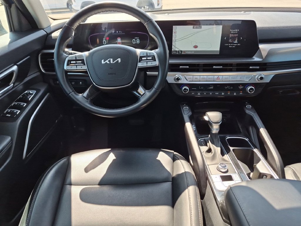 Used 2025 Kia Telluride S FWD image 33