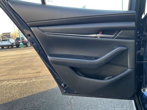 Used 2023 MAZDA MAZDA3 s image 15