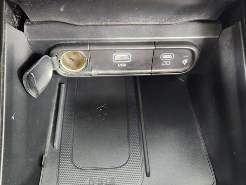 Used 2025 Kia Telluride S AWD/4WD image 32