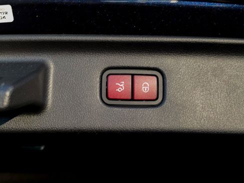 Used 2022 Mercedes-Benz S 500 4MATIC image 62