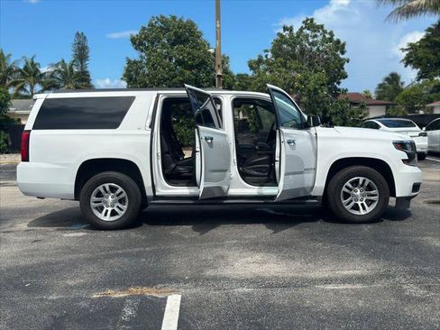 Used 2019 Chevrolet Suburban LT AWD/4WD image 8