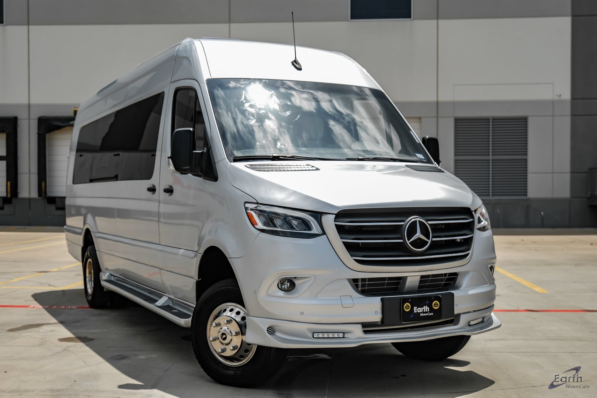 Used 2023 Mercedes-Benz Sprinter 3500 image 22