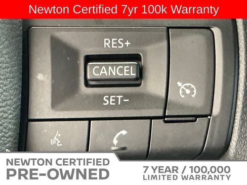 Used 2025 Nissan Rogue S FWD image 32