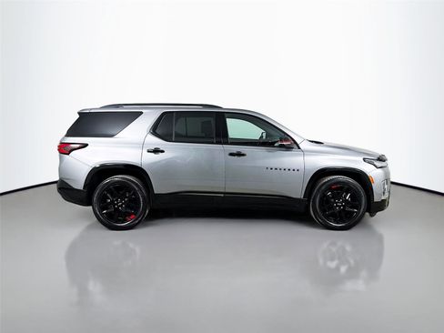 Used 2023 Chevrolet Traverse Premier w/ Redline Edition FWD image 10