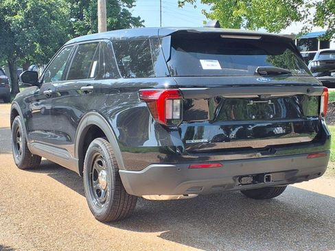 New 2025 Ford Explorer image 4