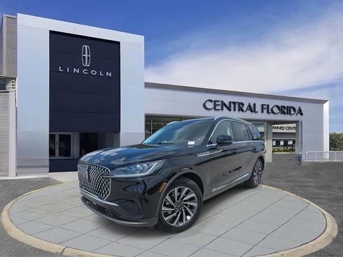 New 2025 Lincoln Aviator 2WD w/ Equipment Group 101A image 32