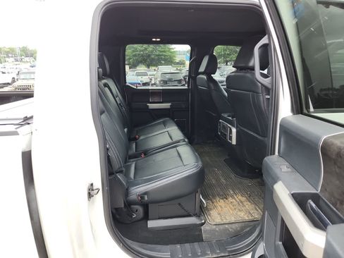 Used 2022 Ford F250 Lariat w/ Black Appearance Package AWD/4WD image 24