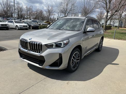 Certified 2023 BMW X1 xDrive28i w/ Premium Package image 5