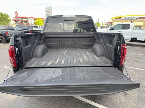 Used 2018 Ford F150 Raptor w/ Equipment Group 802A Luxury AWD/4WD image 15