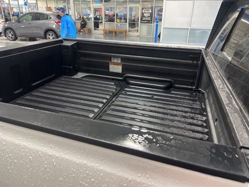 Used 2023 Honda Ridgeline RTL image 9