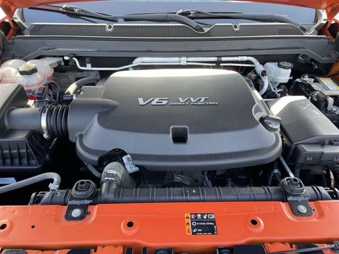 Used 2019 Chevrolet Colorado ZR2 AWD/4WD image 12
