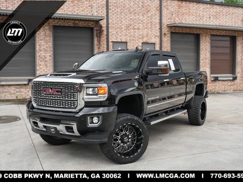 Used 2019 GMC Sierra 3500 Denali w/ Suspension Package, Off-Road AWD/4WD image 1