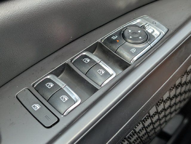 Used 2026 Kia Carnival SX Prestige FWD image 23
