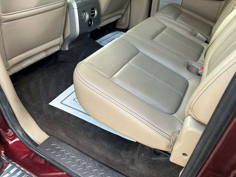 Used 2010 Ford F150 Lariat image 9