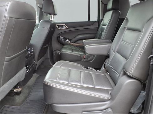 Used 2019 GMC Yukon XL Denali w/ Denali Ultimate Package image 23