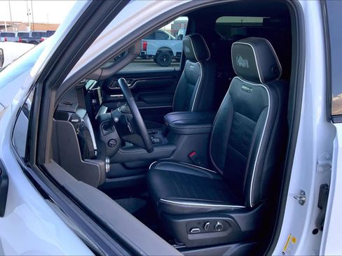 Used 2024 GMC Sierra 1500 AT4X w/ AT4X AEV Edition image 7