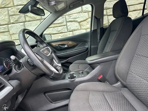 Used 2019 GMC Terrain SLE w/ Driver Convenience Package AWD/4WD image 8