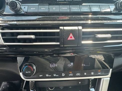 Used 2023 Kia Seltos EX AWD/4WD image 14