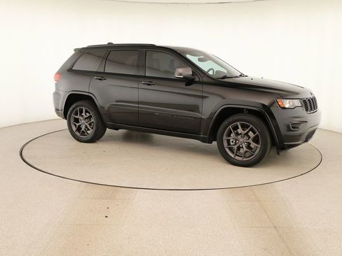 Used 2021 Jeep Grand Cherokee Limited w/ Quick Order Package 28K 80th RWD image 9