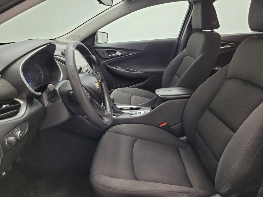 Used 2022 Chevrolet Malibu LT FWD image 17