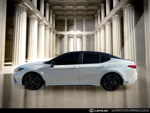Used 2026 Toyota Camry XSE w/ Premium Plus Package FWD image 5