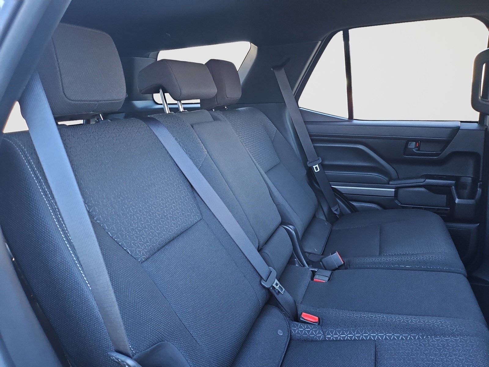 Used 2025 Toyota 4Runner SR5 AWD/4WD image 45