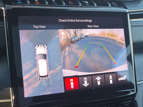 Used 2022 Jeep Grand Cherokee Limited 4xe w/ Luxury Tech Group II image 35