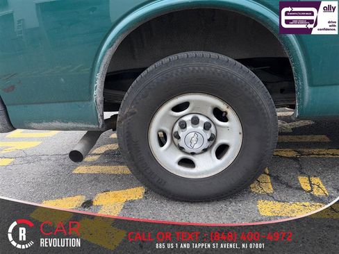 Used 2019 Chevrolet Express 3500 LS image 35