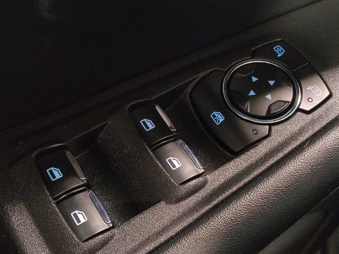 Used 2024 Ford Edge SEL image 27