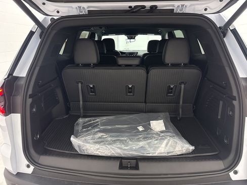 New 2026 GMC Acadia Elevation w/ Elevation Premium Package image 6