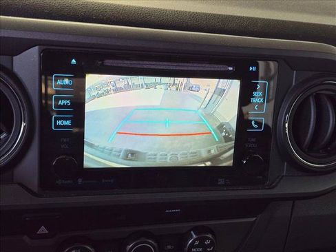 Used 2019 Toyota Tacoma TRD Off-Road RWD image 11