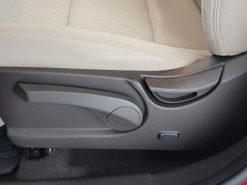 Used 2018 Hyundai Santa Fe Sport FWD image 15