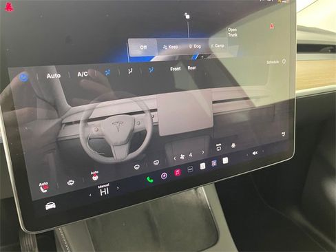 Used 2024 Tesla Model Y 2WD image 11