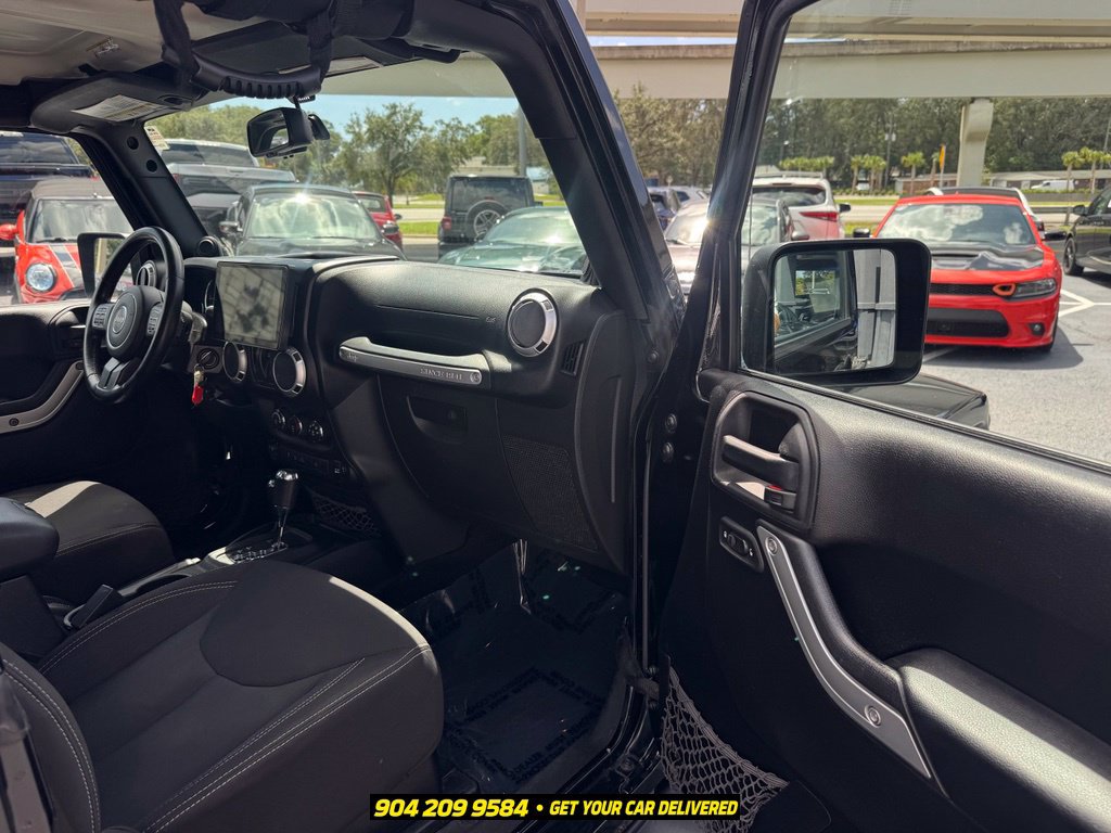 Used 2013 Jeep Wrangler Sahara w/ Connectivity Group AWD/4WD image 27
