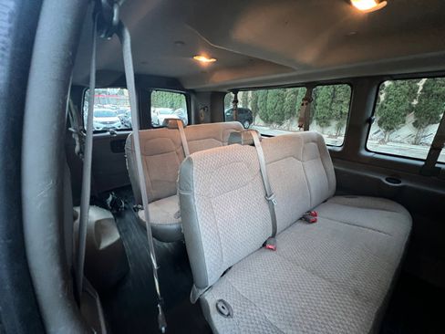 Used 2016 Chevrolet Express 3500 LT w/ LT Preferred Equipment Group image 24